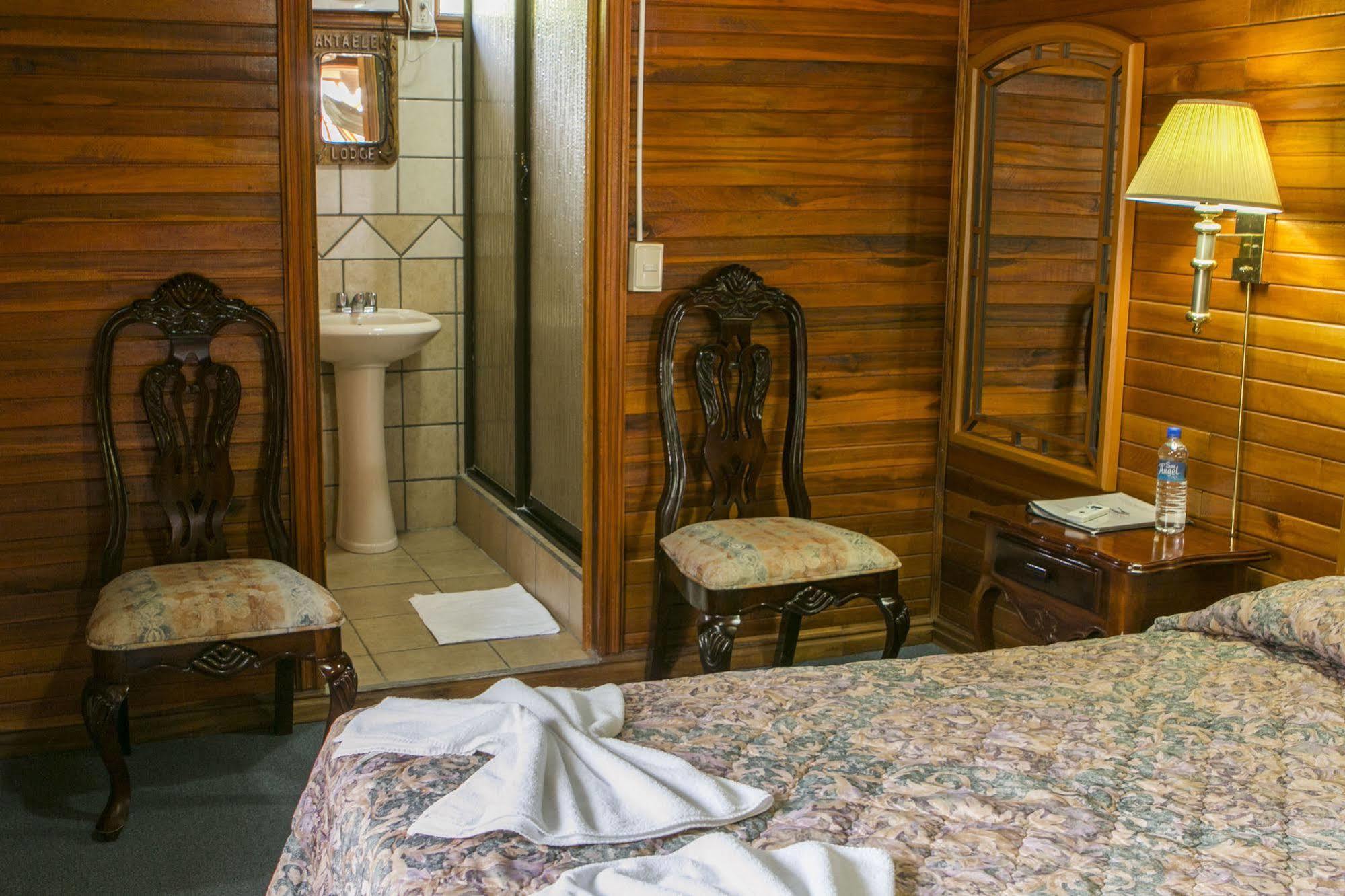 Santa Elena Lodge Cuajiniquil ภายนอก รูปภาพ